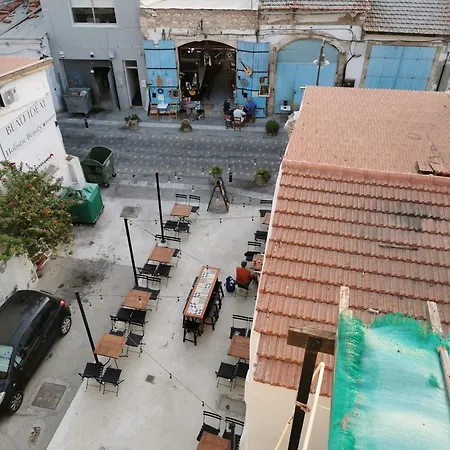 Must - Finikoudes * Larnaca