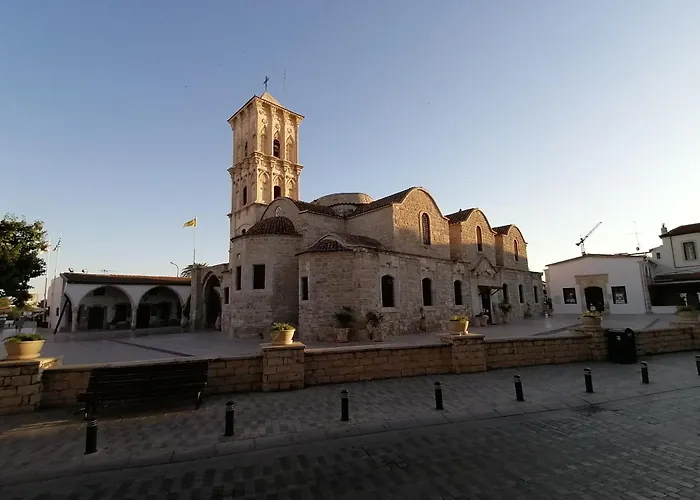 Must - Finikoudes Apartment Larnaca