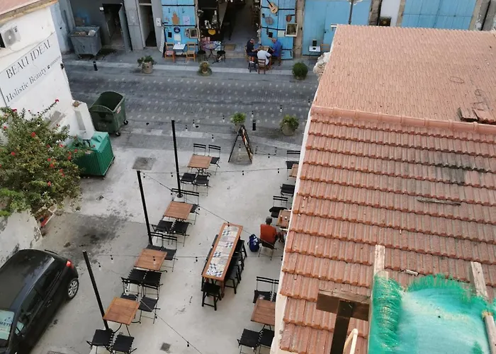 Must - Finikoudes * Larnaca