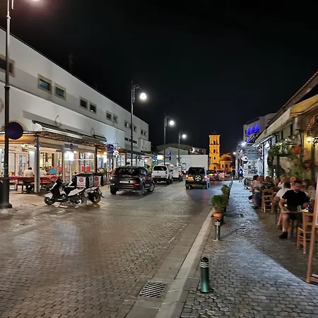 Daire Must - Finikoudes Larnaca