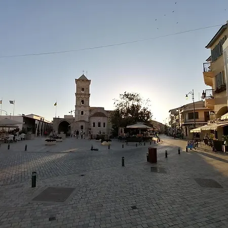 Must - Finikoudes Daire *