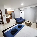 Must - Finikoudes Apartamento *