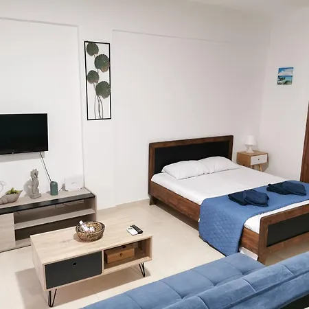 Must - Finikoudes Appartement